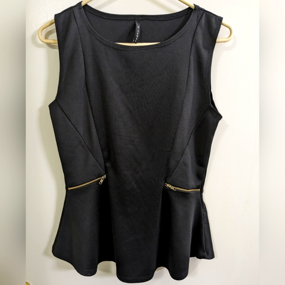 🌕 B. Jewel black peplum top